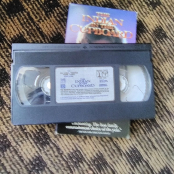 The Indian in the Cupboard VHS Video Tape Pre Owned Original Classic - Picture 6 of 7